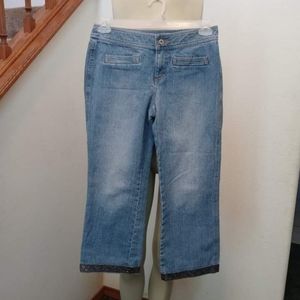 Women's I. E. Relaxed Petite Sz 6 Denim Capri Jeans